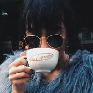 Meet your Posher, Gabrielle